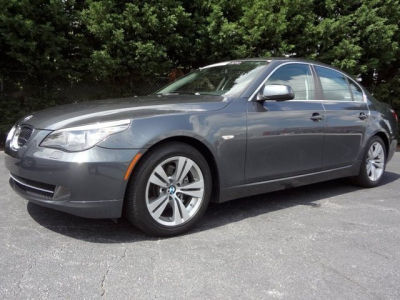 2010 BMW 528  i