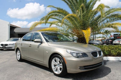 2010 BMW 528  i