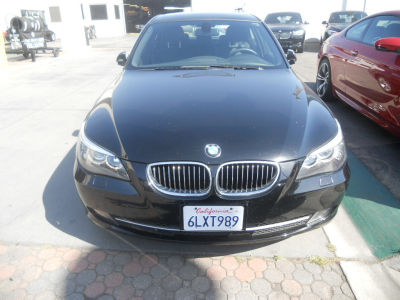 2010 BMW 528  i