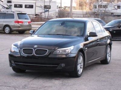 2010 BMW 528  i xDrive