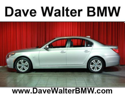 2010 BMW 528  i xDrive