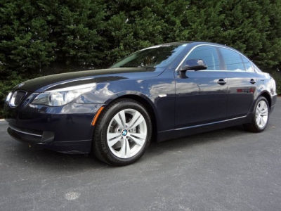 2010 BMW 528  i