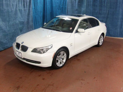 2009 BMW 528  i xDrive