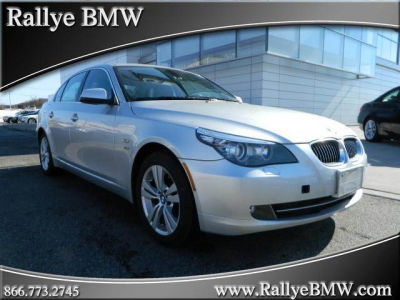 2010 BMW 528  i xDrive