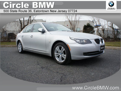 2010 BMW 528  i xDrive