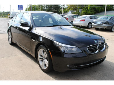 2010 BMW 528  i