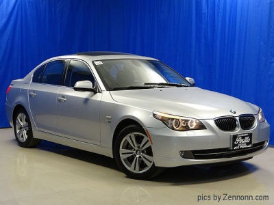 2010 BMW 528  i xDrive