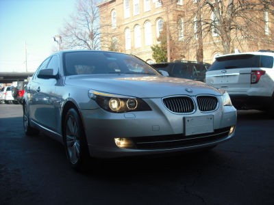2010 BMW 528  i xDrive