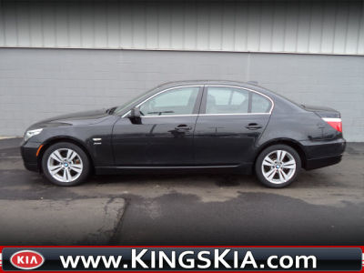 2010 BMW 528  i xDrive