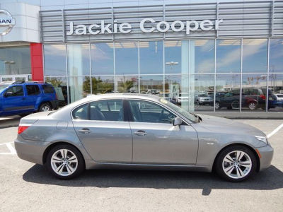 2010 BMW 528  i