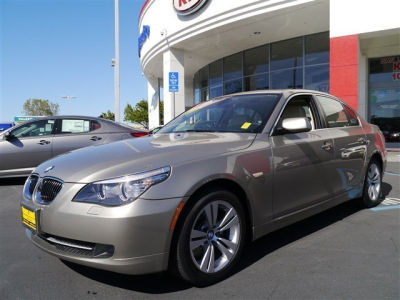 2010 BMW 528  i