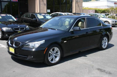 2010 BMW 528  i