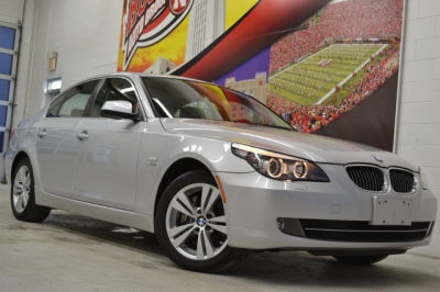 2010 BMW 528  i xDrive