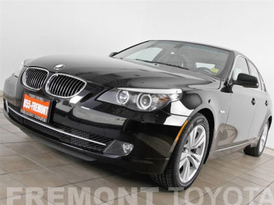 2010 BMW 528  i