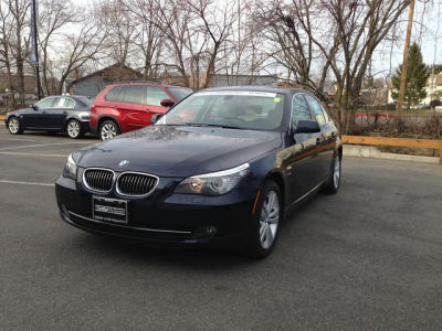 2010 BMW 528  i xDrive