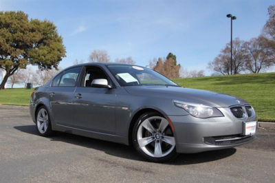 2010 BMW 528  i