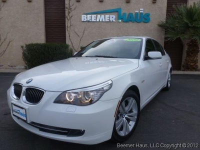 2010 BMW 528  i