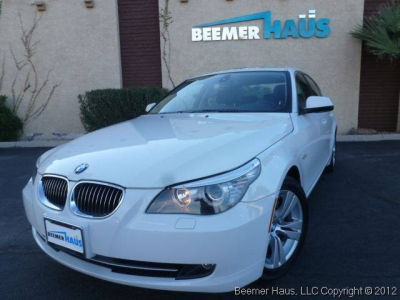 2010 BMW 528  i