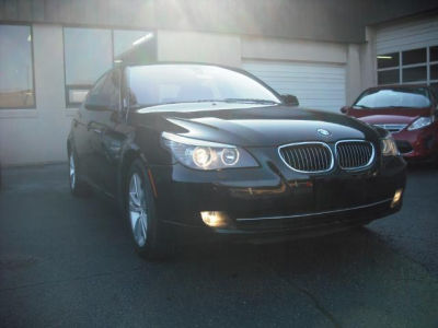 2010 BMW 528  i xDrive
