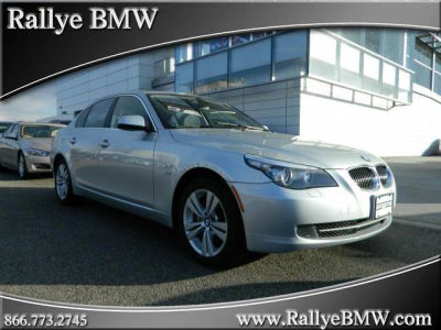 2010 BMW 528  i xDrive