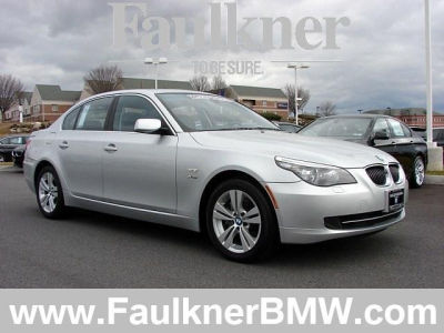 2009 BMW 528  i xDrive