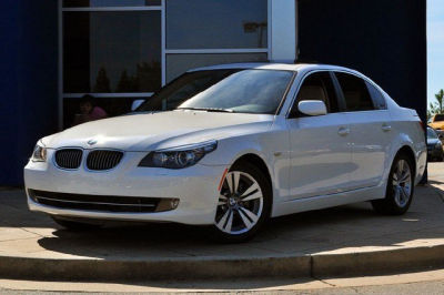 2010 BMW 528  i