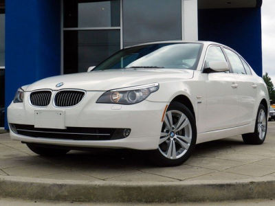 2010 BMW 528  i xDrive