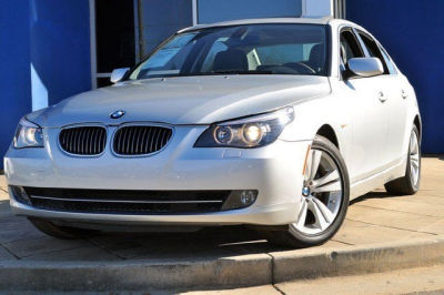 2010 BMW 528  i