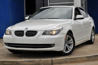 2010 BMW 528  i