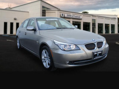 2009 BMW 528  i xDrive