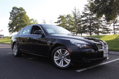 2010 BMW 528  i