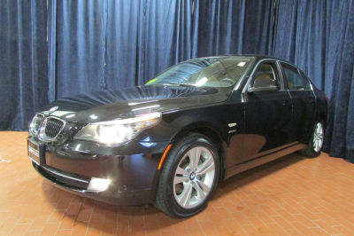 2010 BMW 528  i xDrive