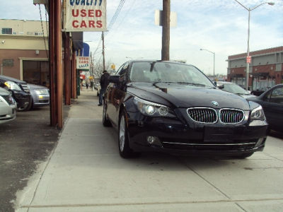 2010 BMW 528  i xDrive