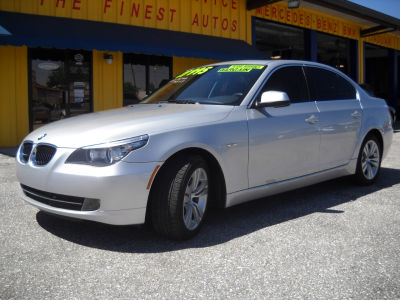 2010 BMW 528  i