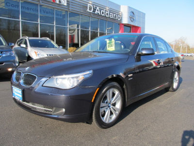 2009 BMW 528  i xDrive