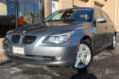 2010 BMW 528  i xDrive