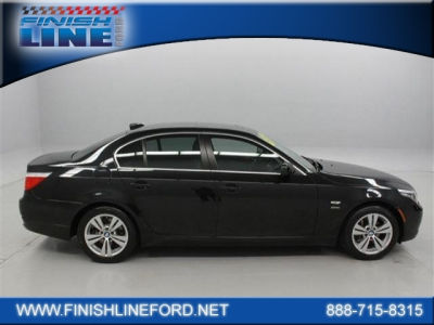 2010 BMW 528  i xDrive