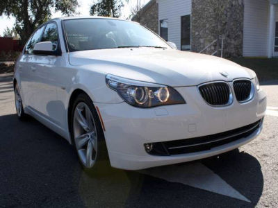 2010 BMW 528  i