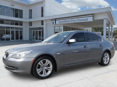 2009 BMW 528  i