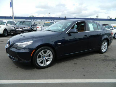 2010 BMW 528 i