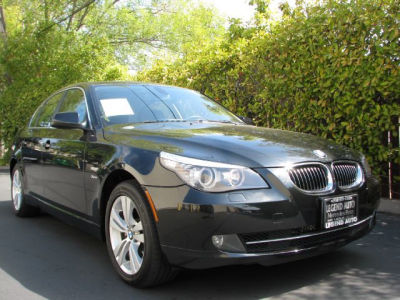 2010 BMW 528  i xDrive