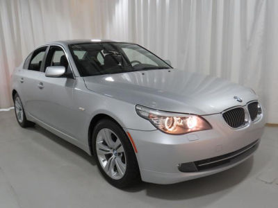 2010 BMW 528  i