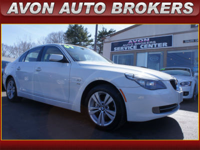 2009 BMW 528  i xDrive