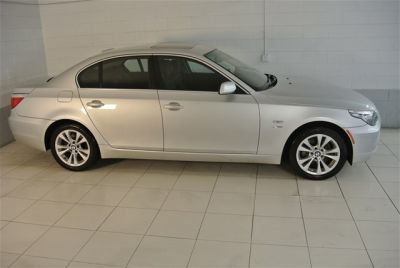 2009 BMW 528  i xDrive