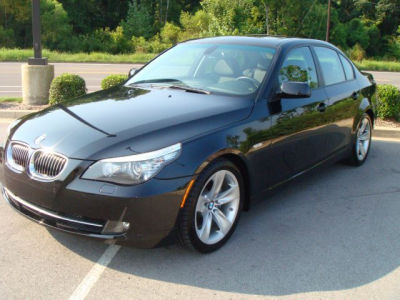 2009 BMW 528  i