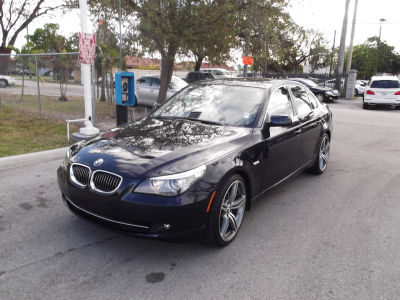 2010 BMW 528  i