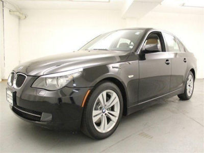 2010 BMW 528  i