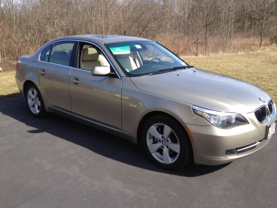 2008 BMW 528  xi