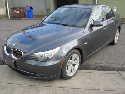 2010 BMW 528 i
