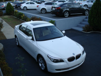 2009 BMW 528 i